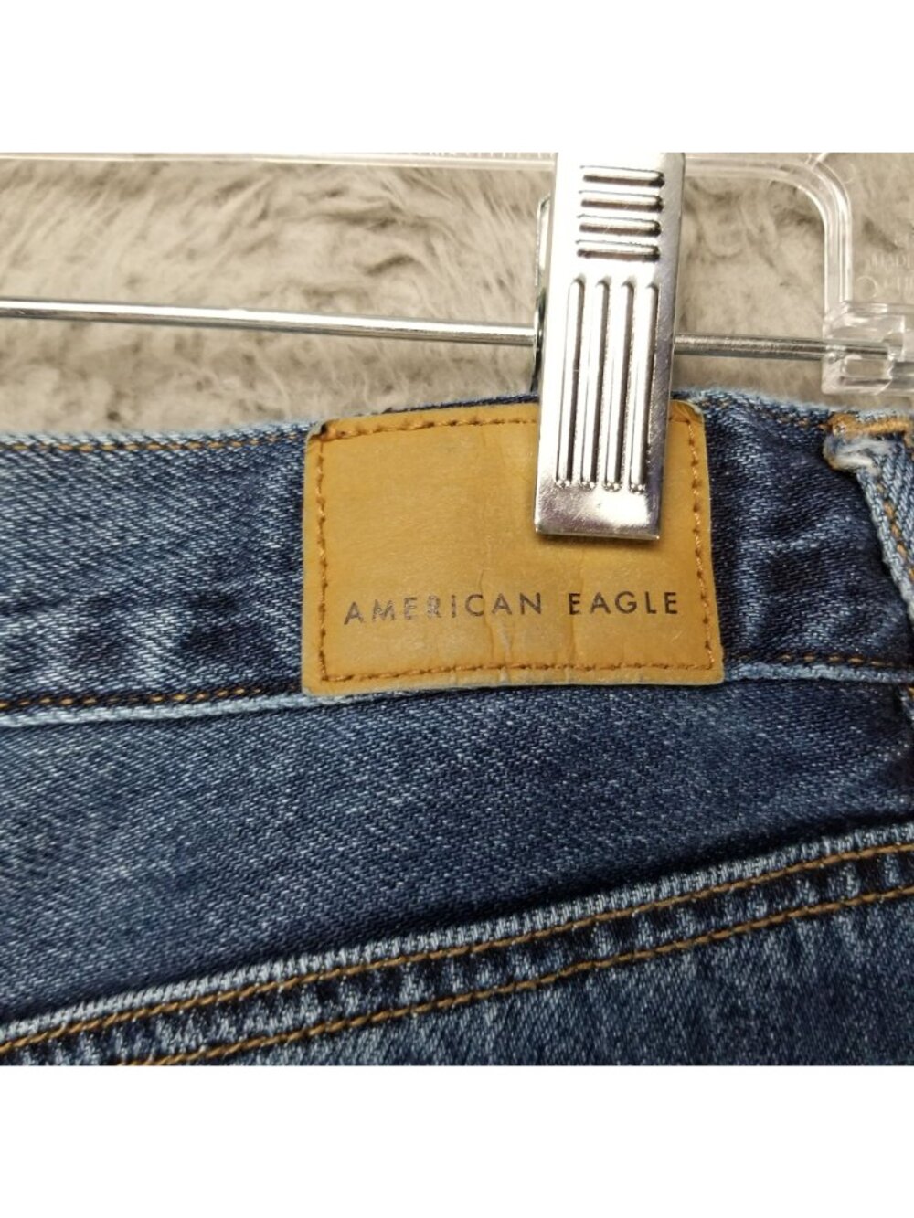 AEO Jeans Womens 4 Blue Cotton Denim Button Fly Hi Rise Girlfriend - Picture 10 of 15